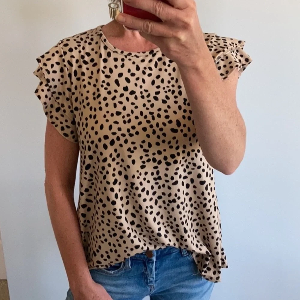 Animal Print Ruffled Sleeve Top - Picture 2 of 7